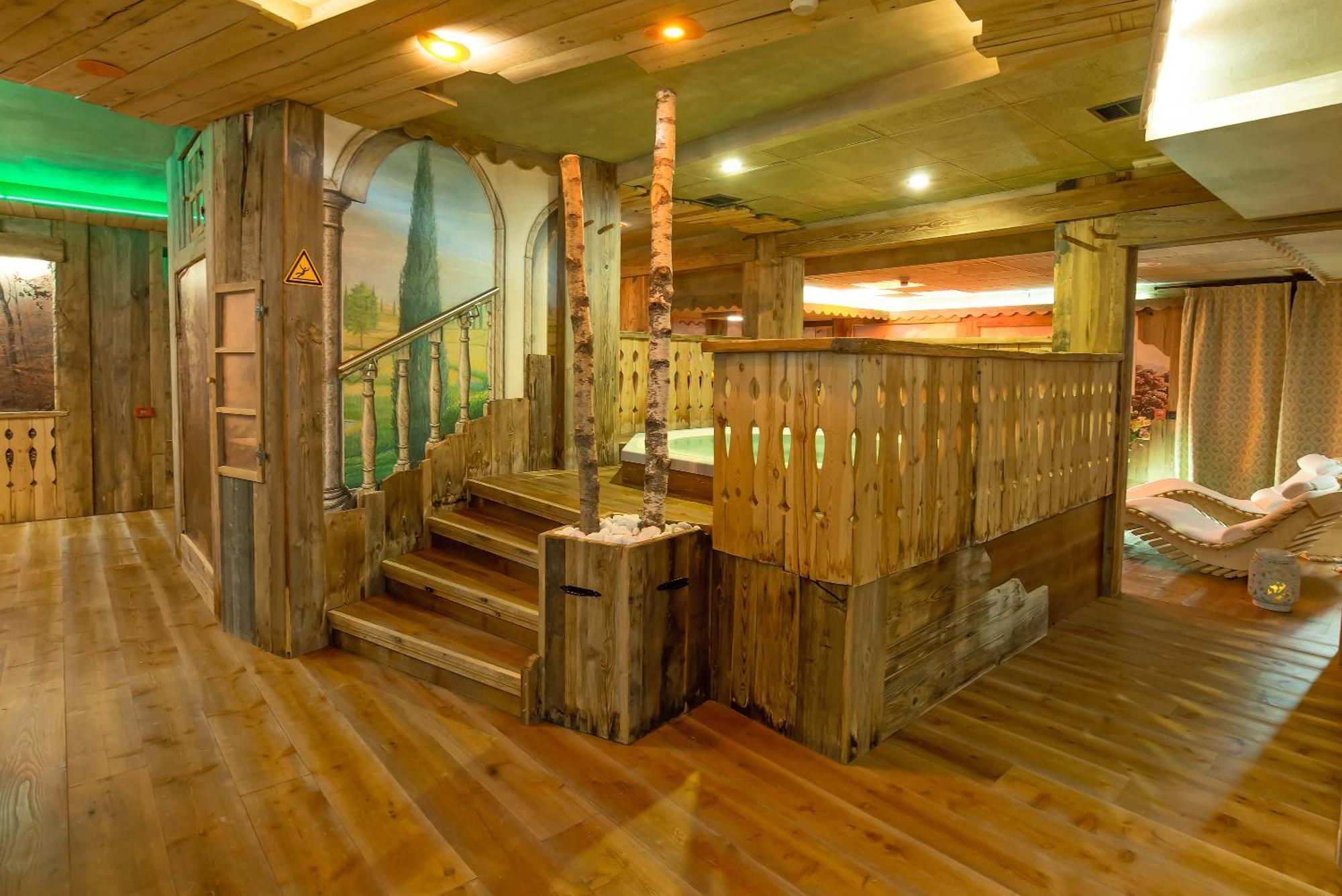Hotel Relais Du Foyer Châtillon Esterno foto