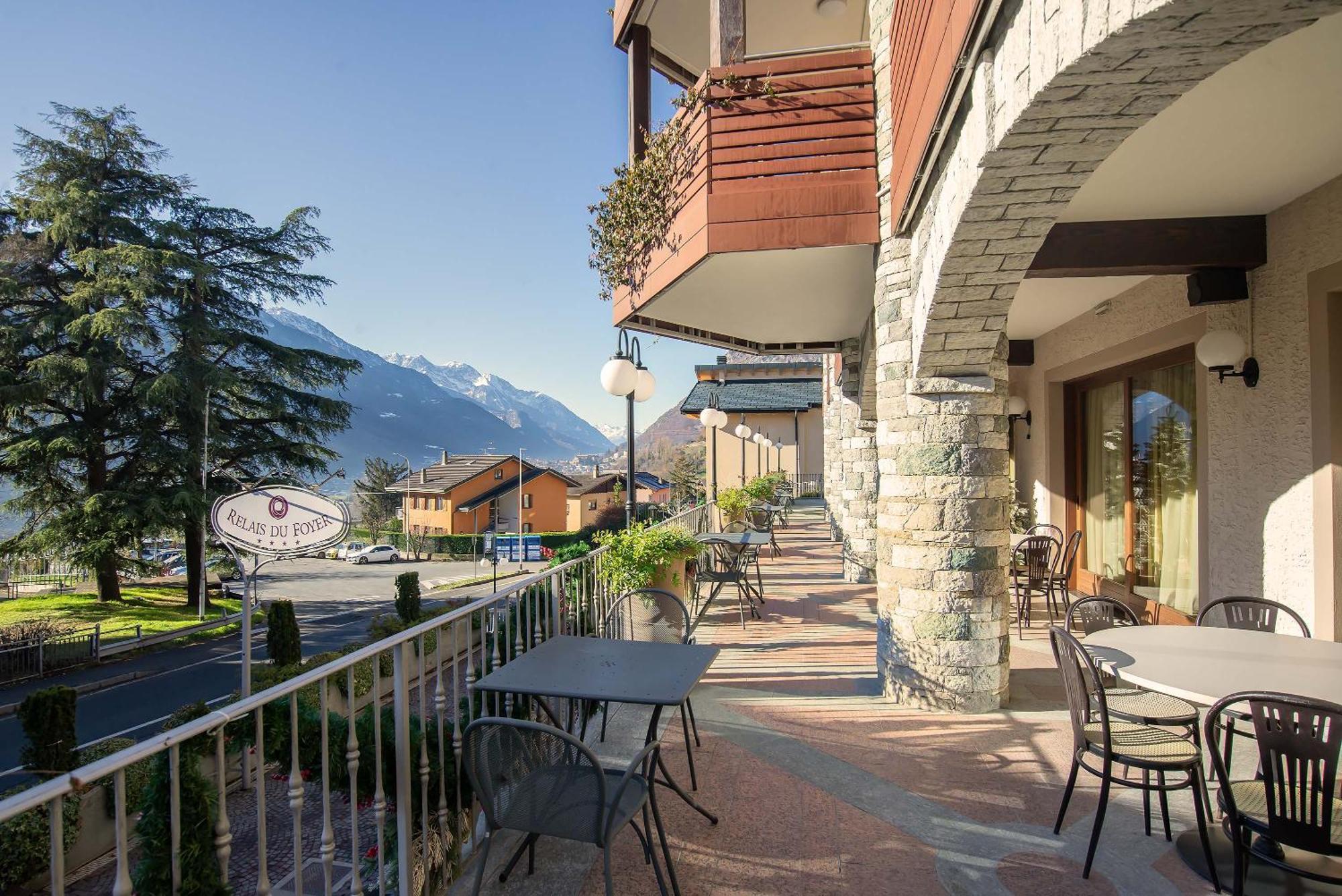 Hotel Relais Du Foyer Châtillon Esterno foto