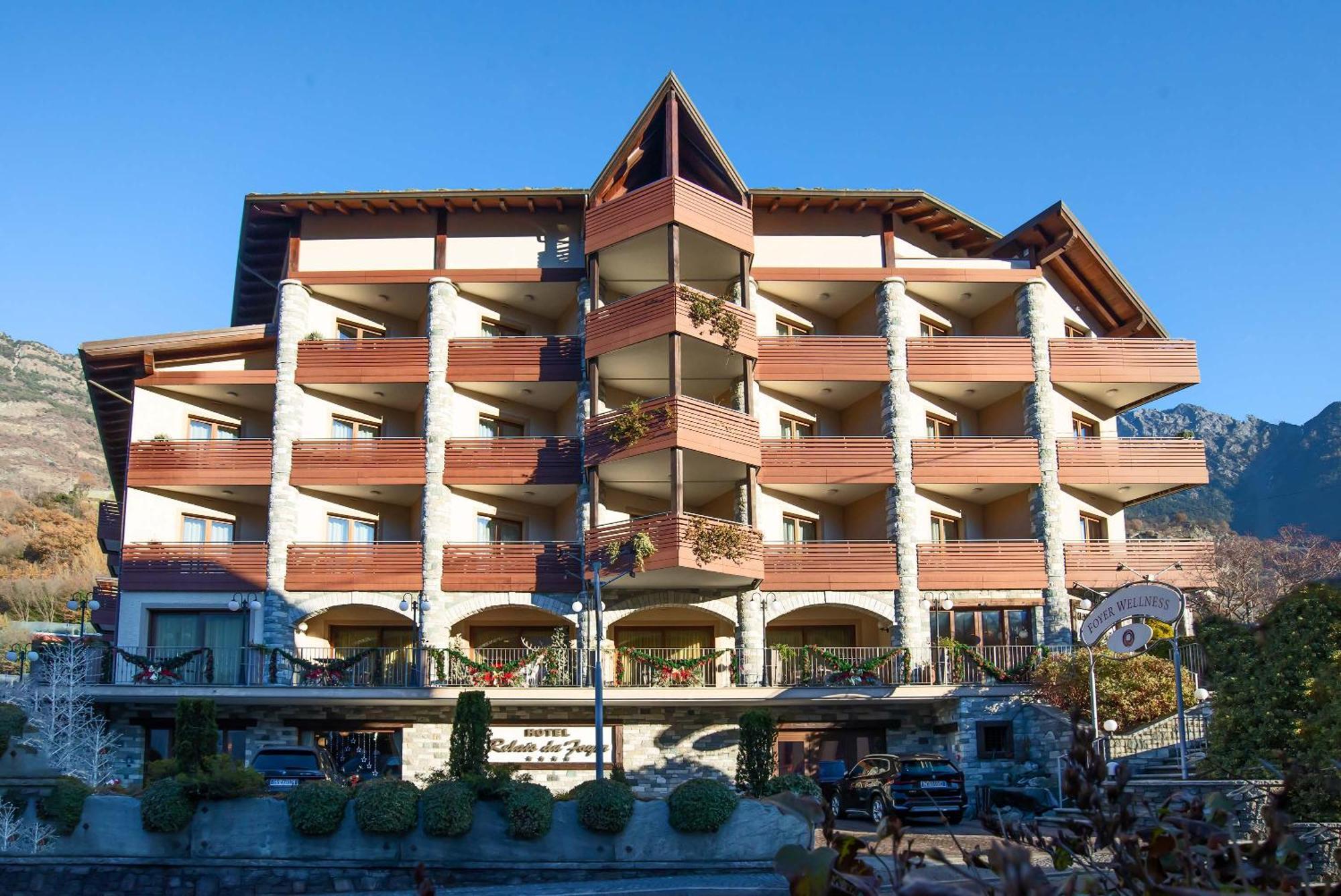 Hotel Relais Du Foyer Châtillon Esterno foto