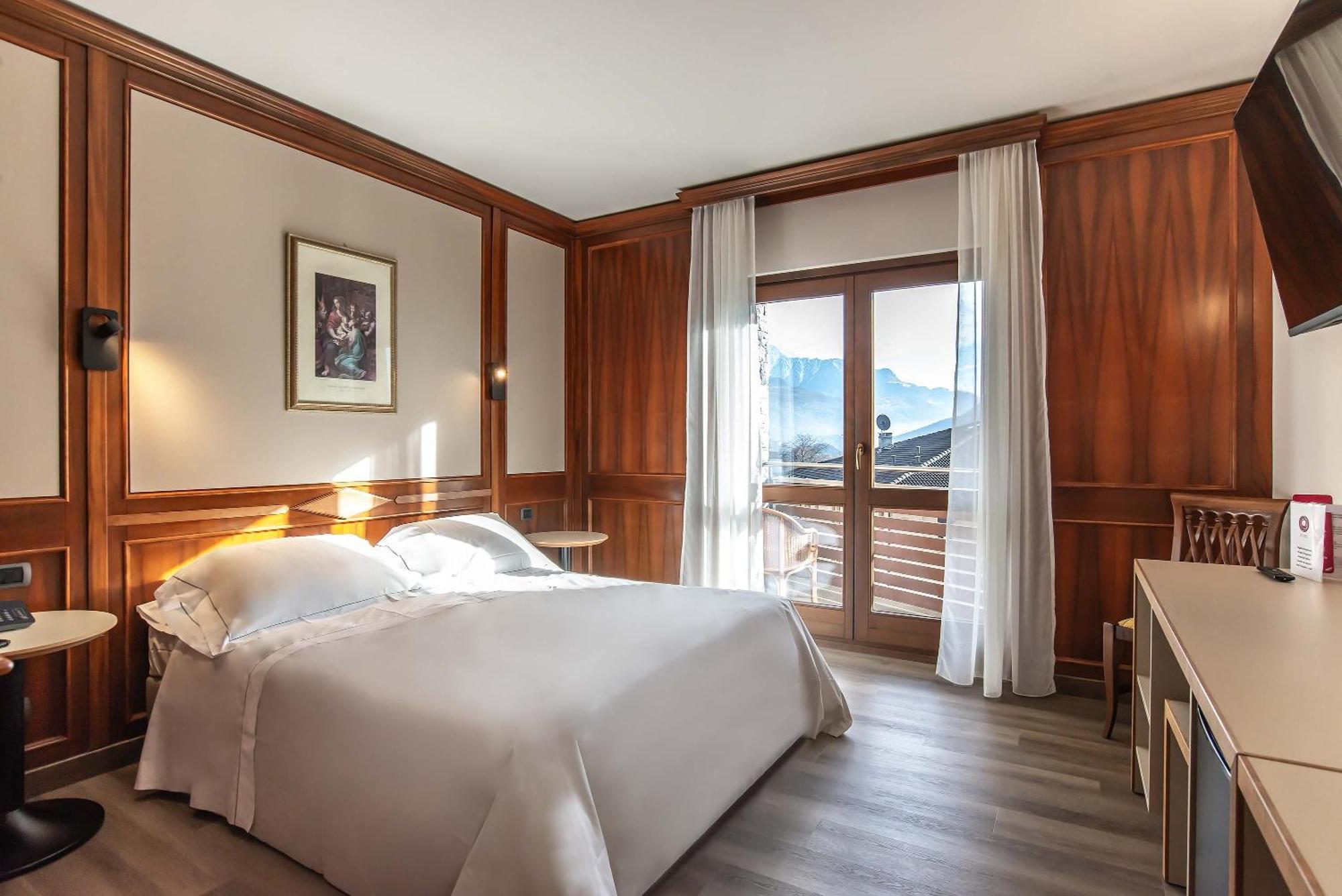 Hotel Relais Du Foyer Châtillon Esterno foto