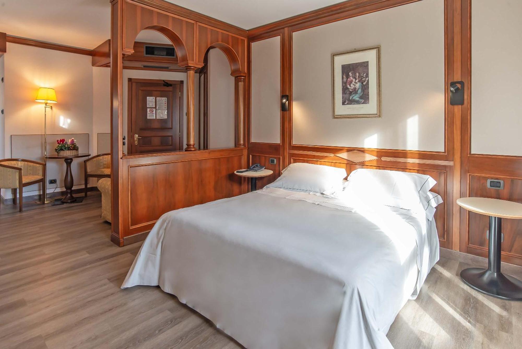 Hotel Relais Du Foyer Châtillon Esterno foto